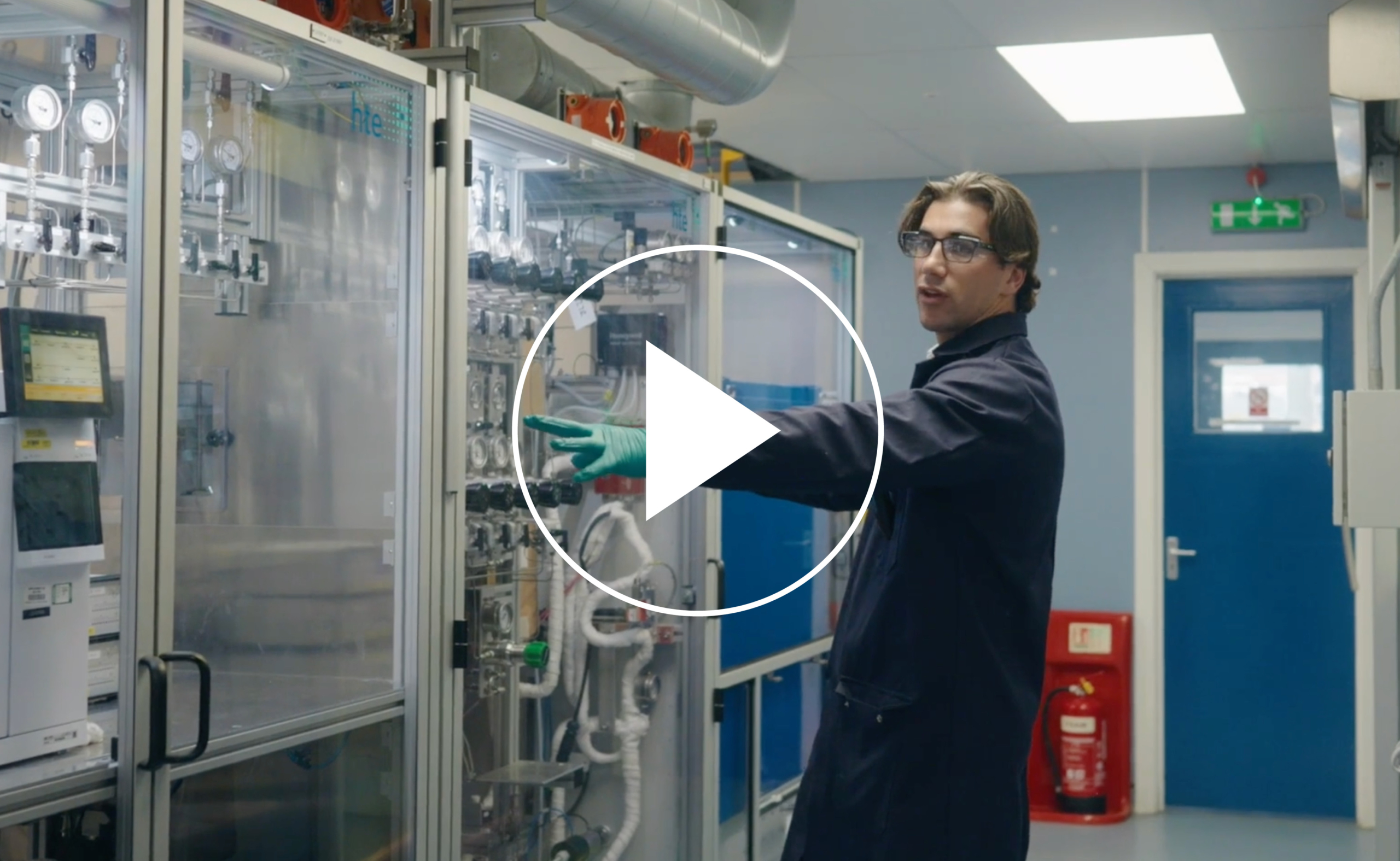 Meet an apprentice research technologist video (ages 11-16 ...